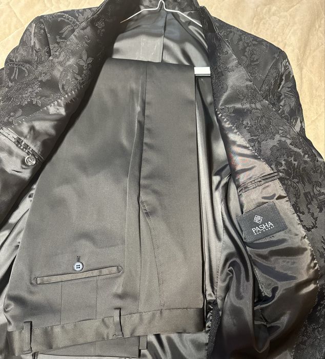 Costum Pasha,nunta petrecere!model nou,marimea XS purtat odata!