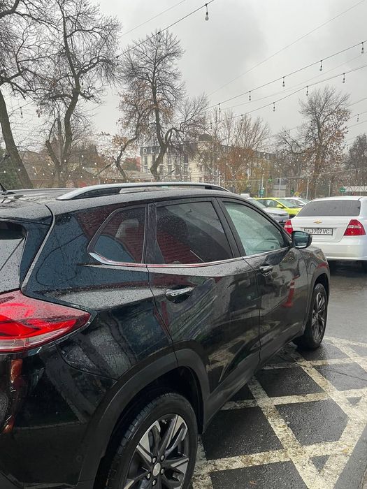 Продаётся Tracker premier turbo