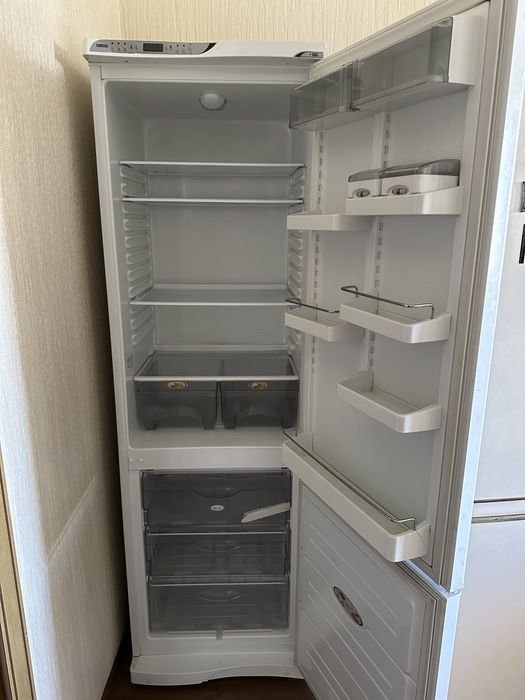 Продам холодильник ‘Атлант’