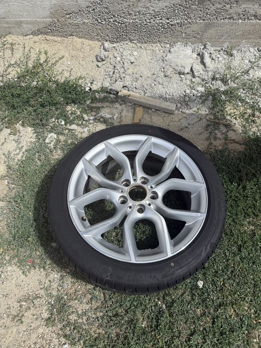 Jante BMW 225/45/r18 sau schimb cu r17