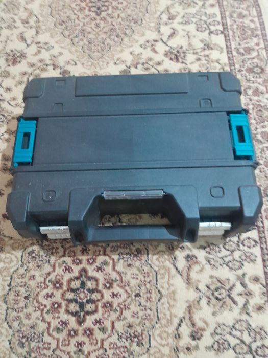 Срочно продам лазерный уровень!!!