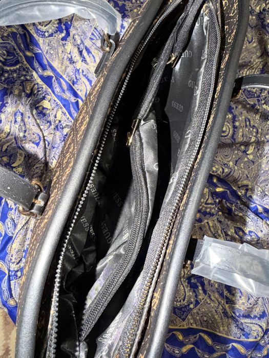 Geanta Guess de dama