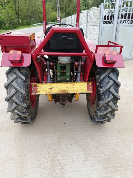 Tractor Goldoni 4x4 articulat