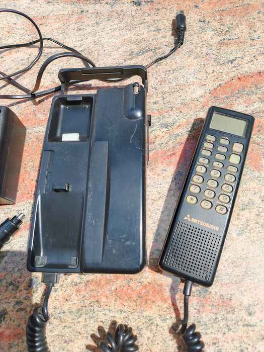 Telefon mobil din 1989