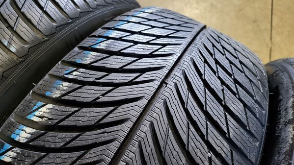 265/50/19 MICHELIN 3бр Run Flat