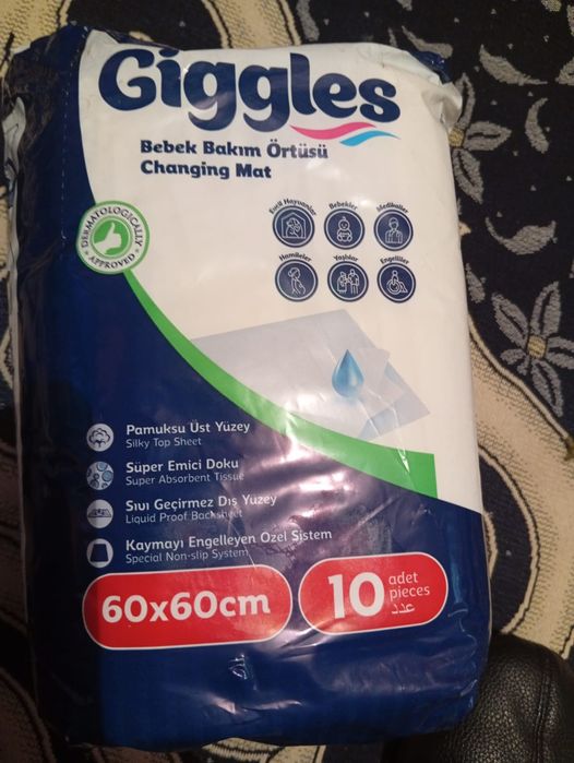 Продам памперс и пленка