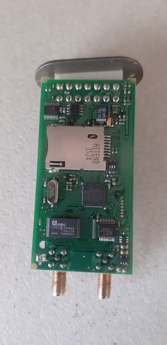 Продава GPS тракери