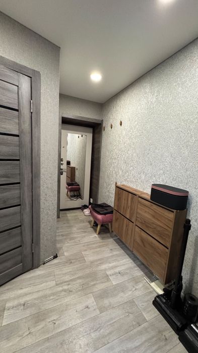 Продам квартиру полуторку