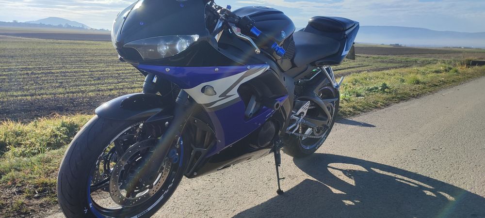 Yamaha yzf r6.2003. Ki