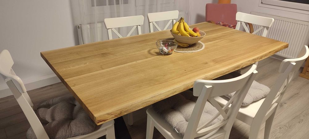 Masa lemn masiv stejar live edge