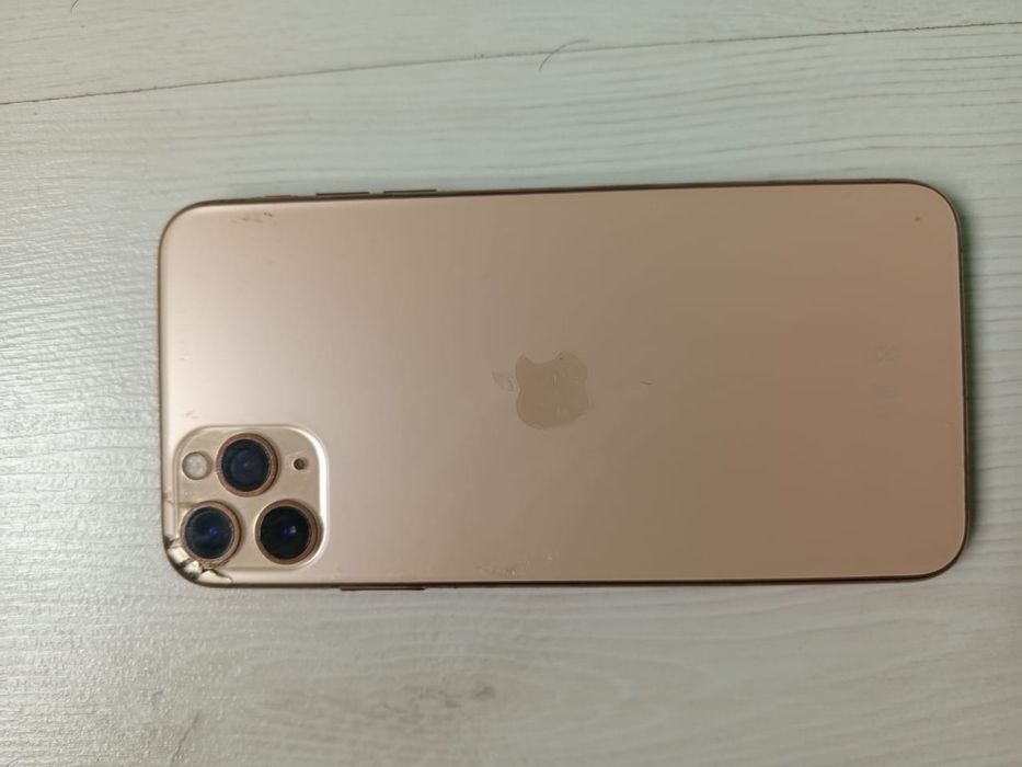 Продам Айфон Iphone 11 pro max