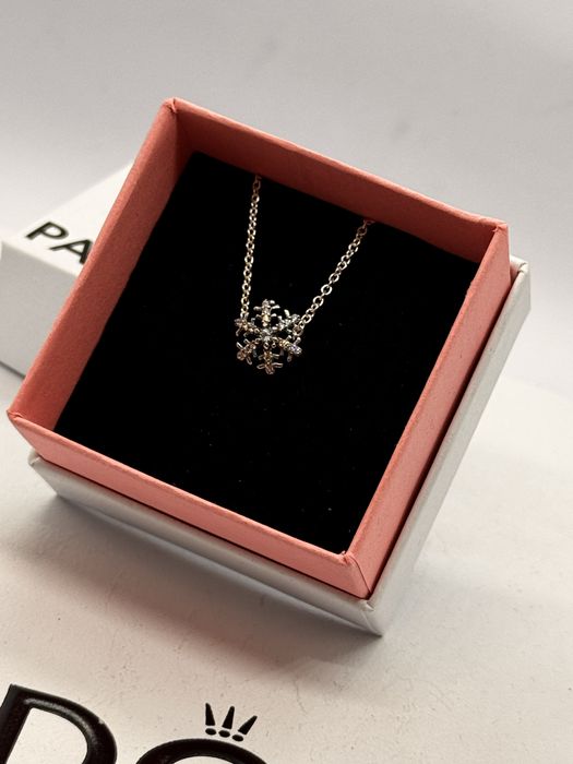 Pandora колие Пандора