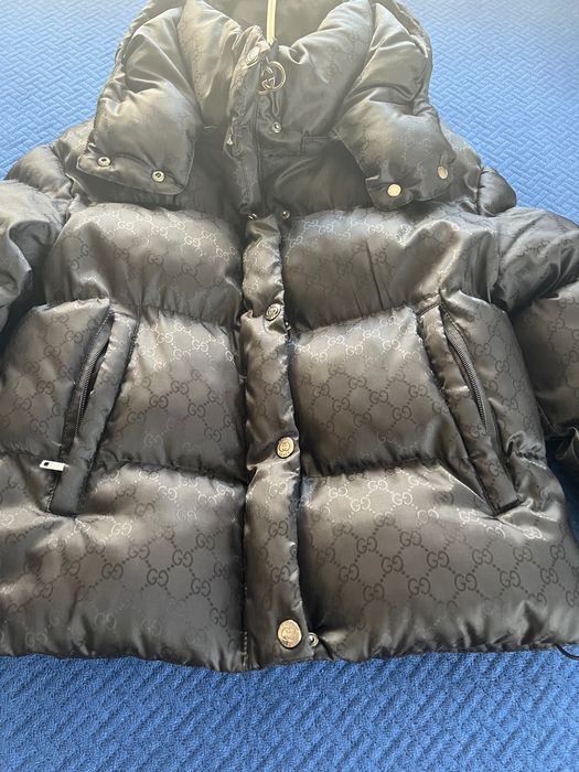 Ново!Дамско яке Gucci