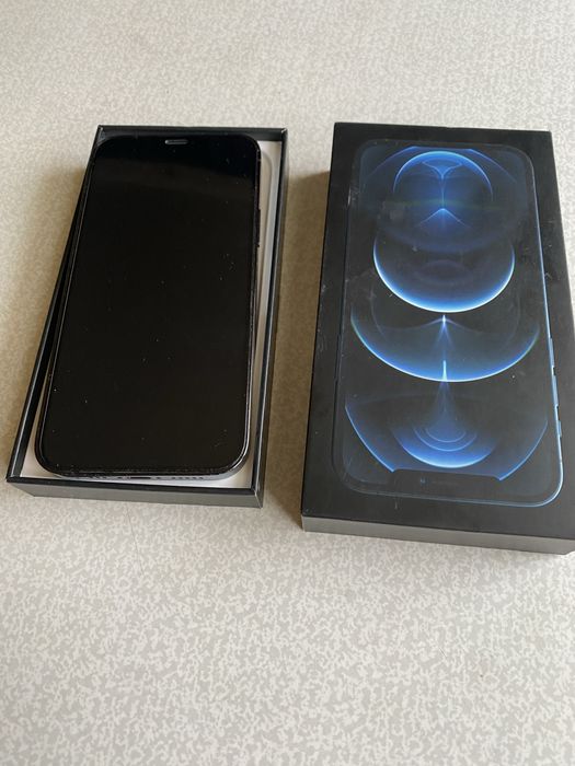 Продам Iphone 12 Pro