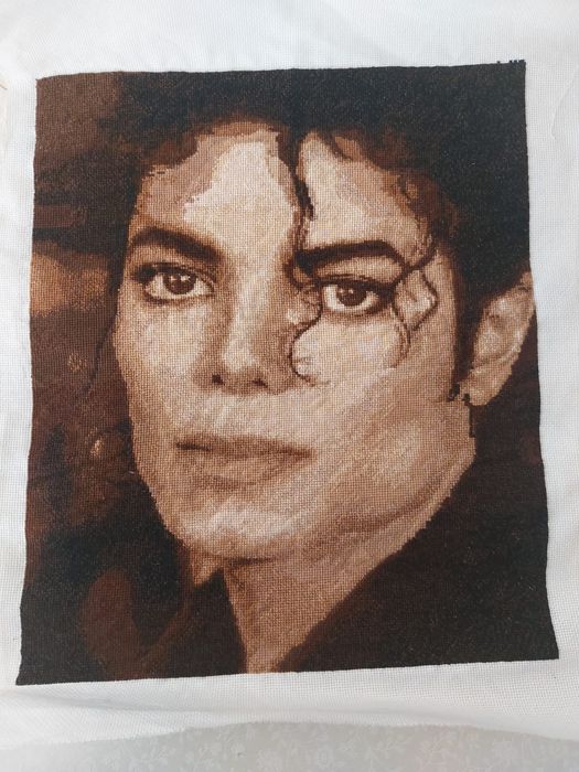 Продам вышивку крестом