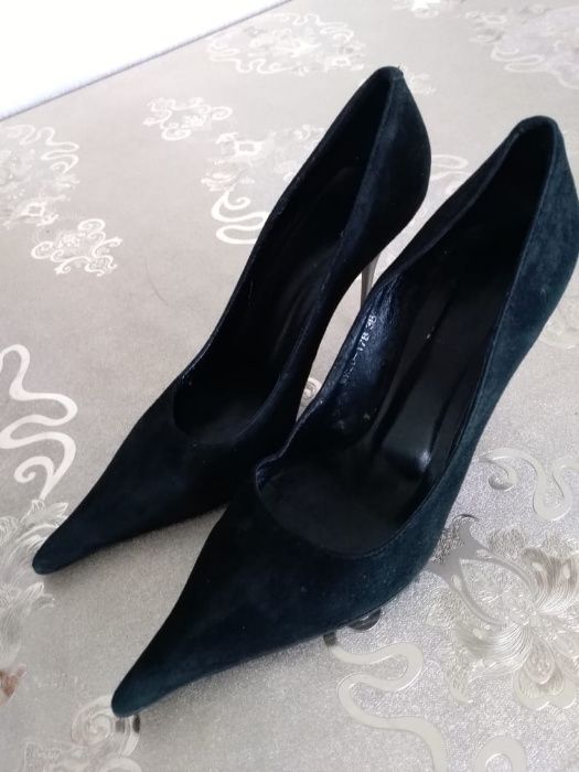 Туфли из натуральной замши