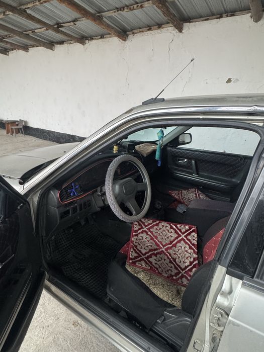 Мазда 626 седан