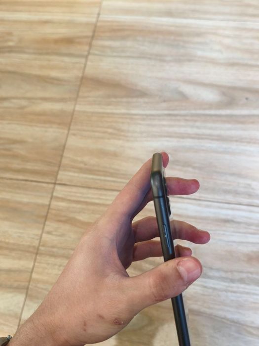 IPhone 11 Ideal qora sotiladi kelishamiza