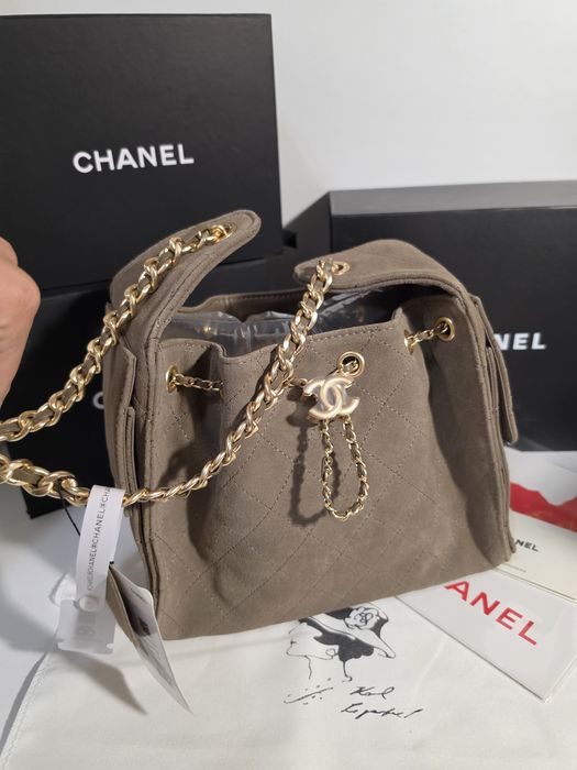 Налична чанта Chanel Hobo 25S велур