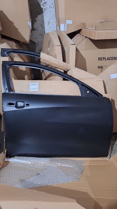 Malibu 2 xl eshik o'ng tomon oldi,orqa