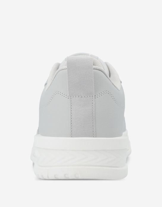 Кроссовки Demix.