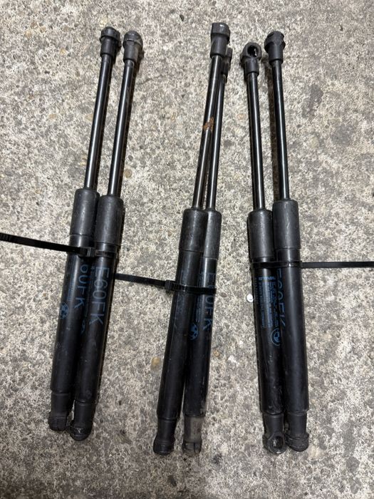 Amortizoare capota bmw e60 e61 e46
