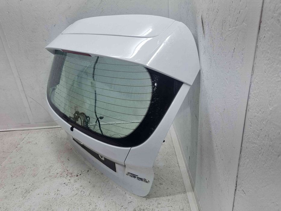 Haion Ford Fiesta 6 facelift [Fabr 2008-2019] Frozen White