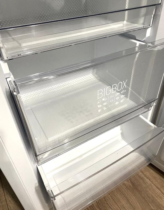 Продам морозильник в отличном состоянии