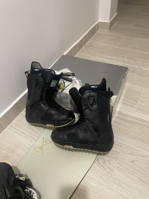 Placa Snowboard + Boots Burton + Legaturi