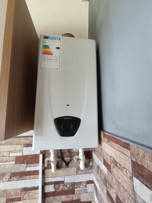 Instant apa calda, gpl, Ariston Fast Evo X Display 11L