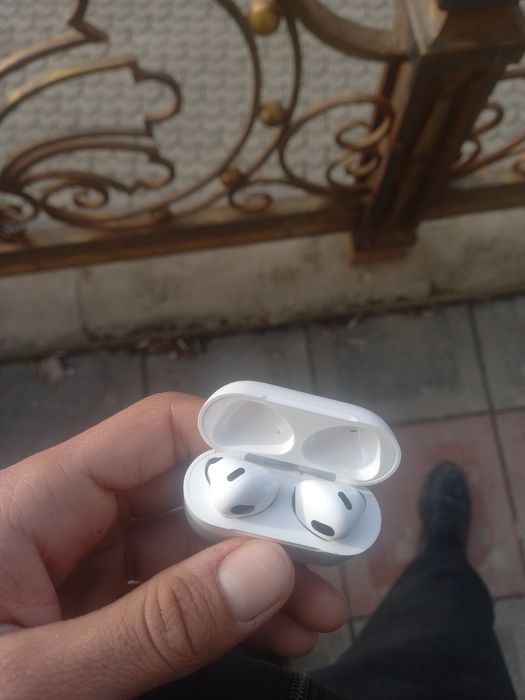 Quloqchin air pods 3