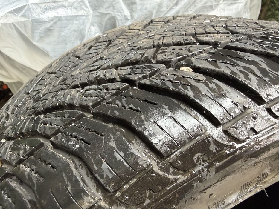 Set 4 Anvelope Iarnă Goodyear UltraGrip Performance 8 | 245/45 R18 BMW/ MO