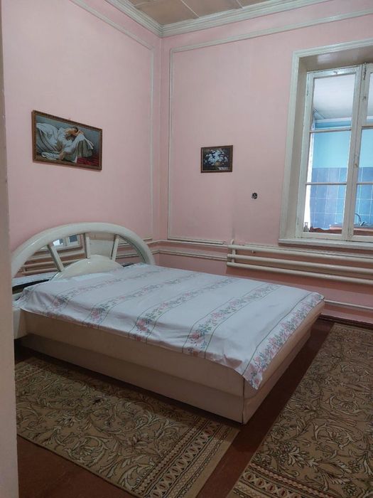 Продаётся 3хкомнатная квартира с высокими потолками