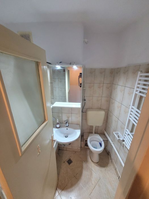 Proprietar vând apartament 2 camere nedecomandat