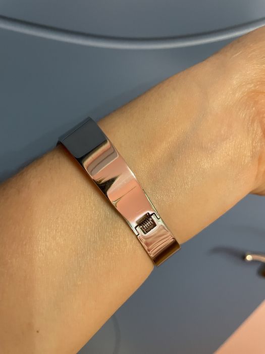 Нова сребърна гривна