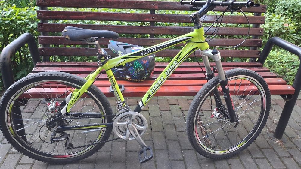 Vând bicicletă First Bike
