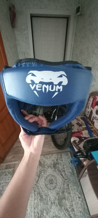 Продам защитный шлем для каратэ