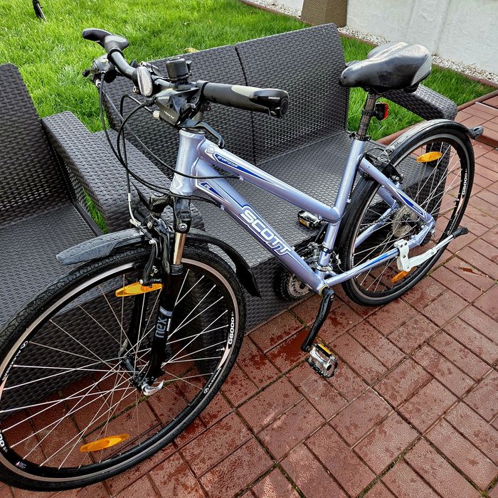 Bicicleta Scott Aluminiu Roti 28~ echipare Shimano~furca blocaj