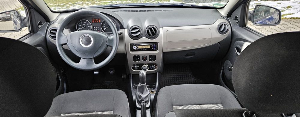Dacia sandero 2010 1.4 mpi