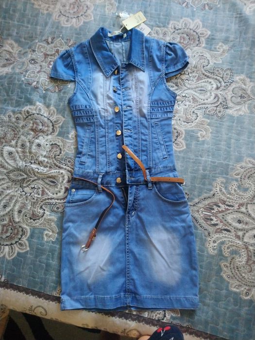 Продам новое джинсовое платье