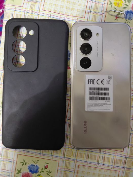 Продам телефон Redmi 15