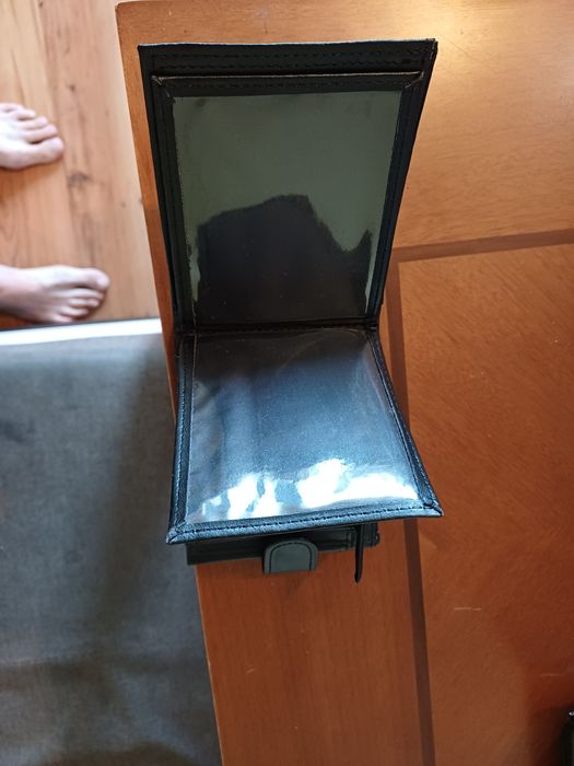 Продавам мъжки портфейл