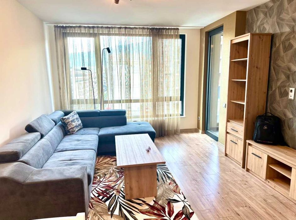 Дава се под наем Двустаен апартамент в София, Кръстова вада - 65 кв.м за 560 € - Снимка #1