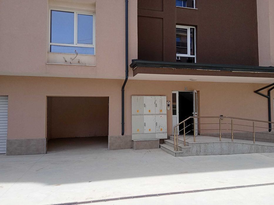 Дава се под наем Гараж / Паркомясто в София, Младост 1 - 19 кв.м за 102 € - Снимка #1