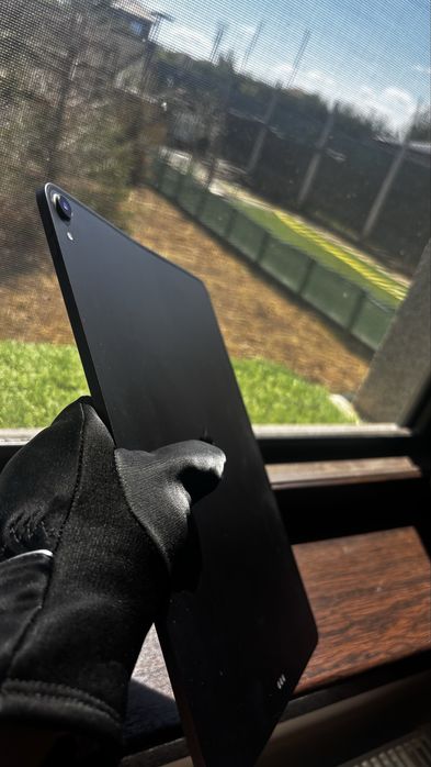 Apple iPad Pro 12.9” Gen 3 – 64GB – Space Gray