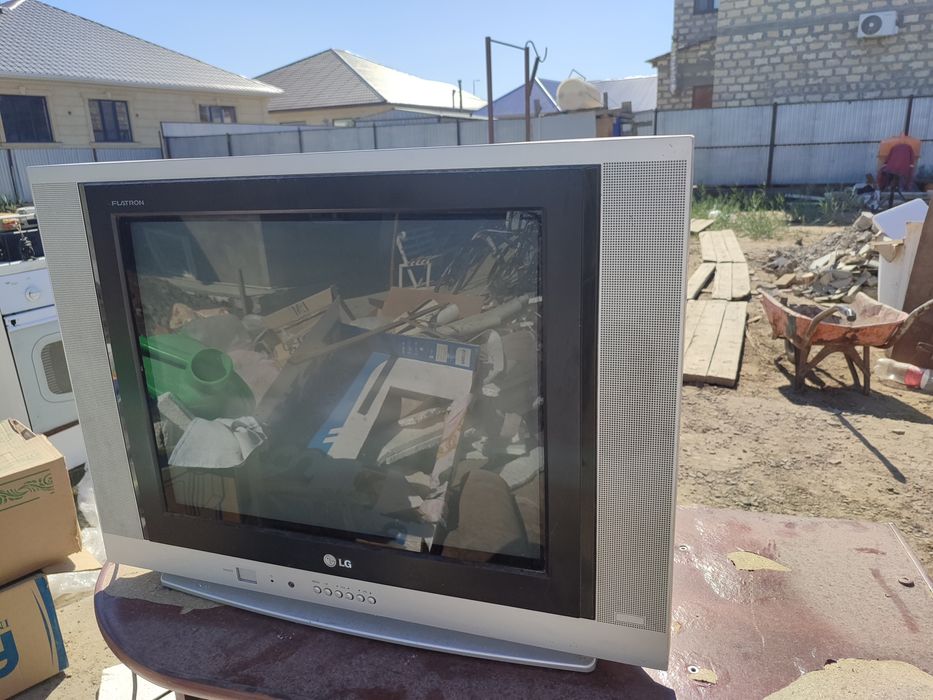 Телевизор цветной