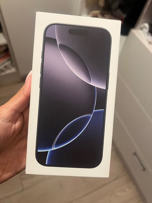 НОВ! iPhone 16 pro , черен 128 GB