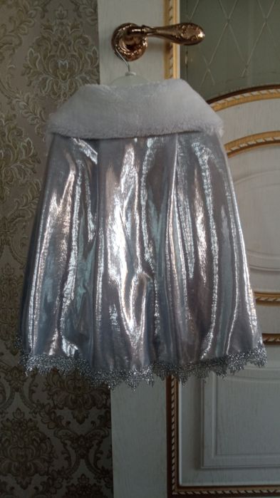 Продам новогодний костюм