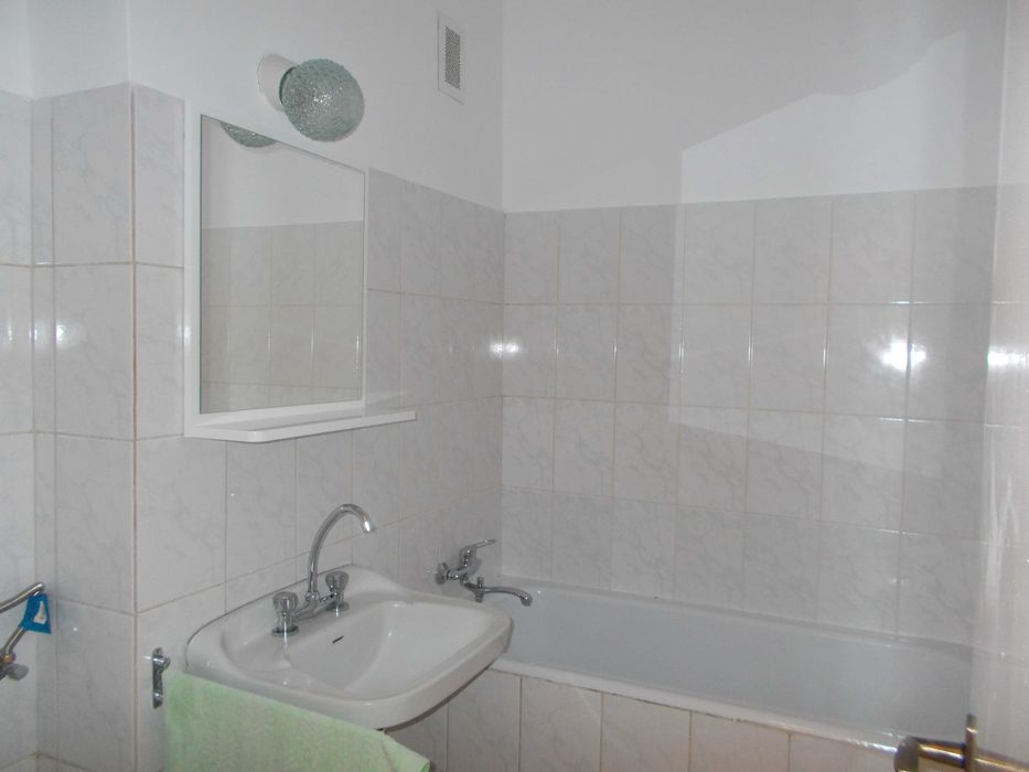 Dau in chirie garsoniera la Dacia