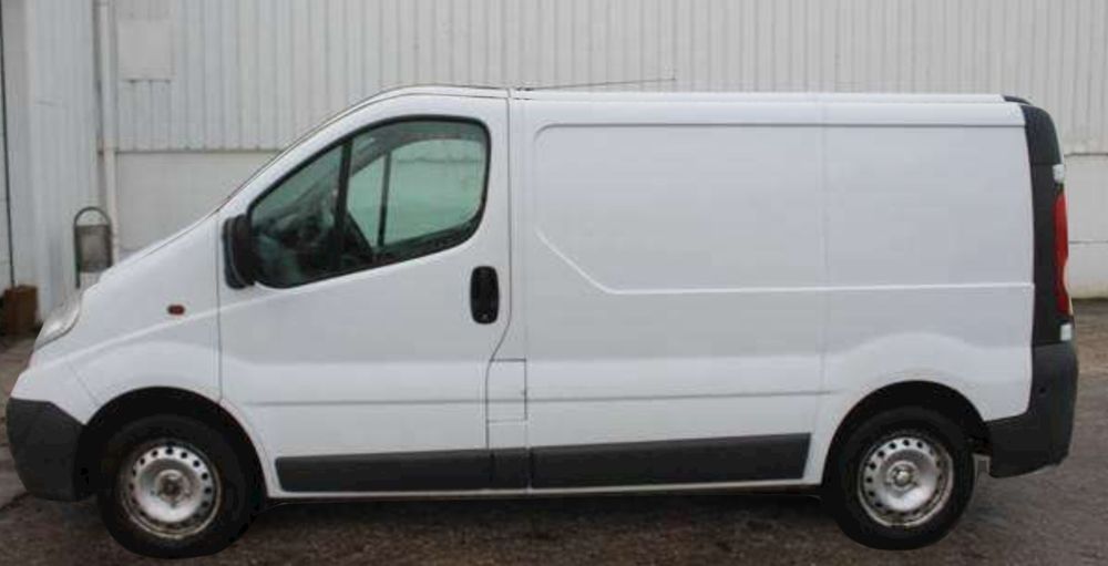 НА ЧАСТИ! Опел Виваро 2.5 дци 6 скорости, Opel vivaro 2.5 dci